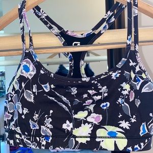 GAP Reversible Sports Bra